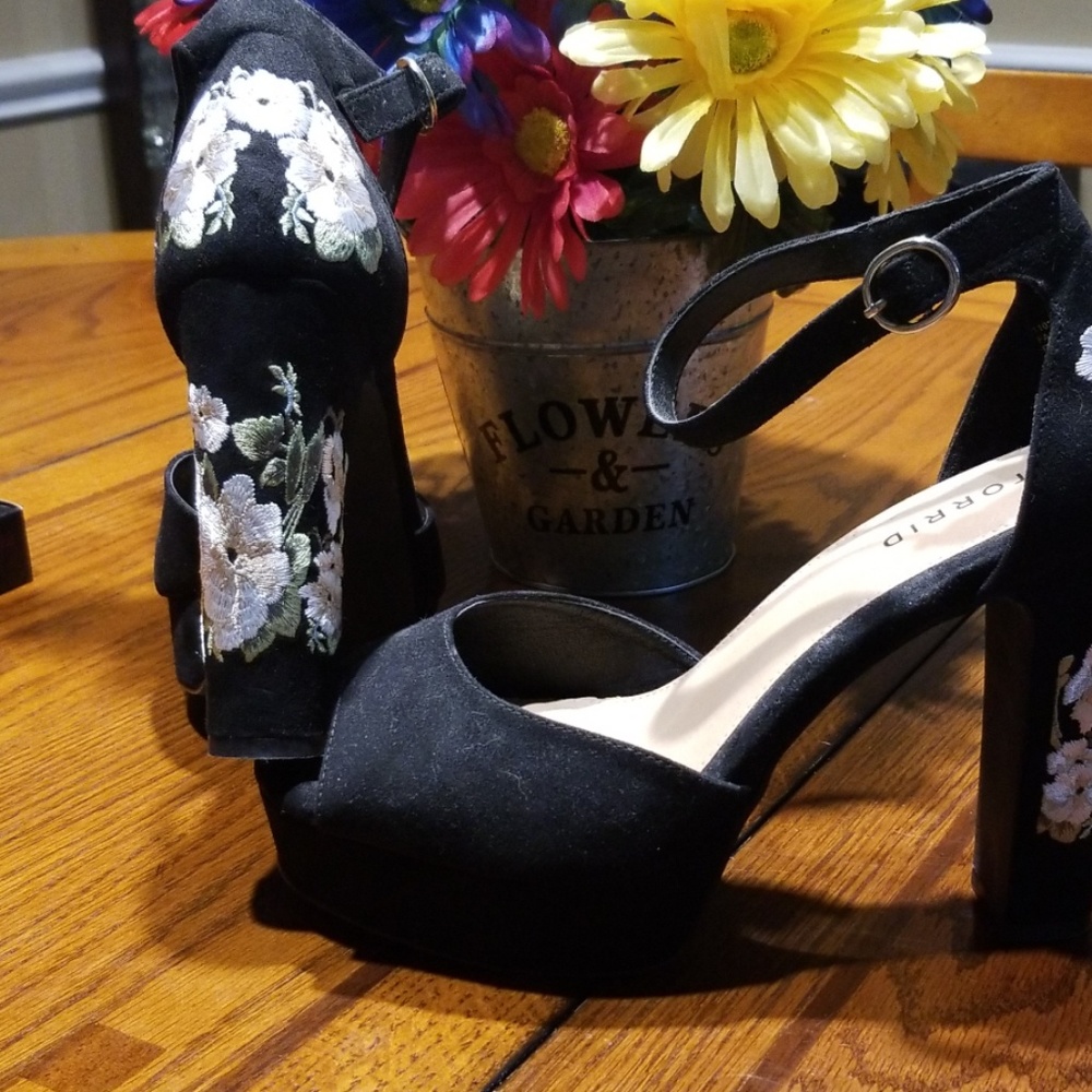 Torrid Platform Embroidered Heels